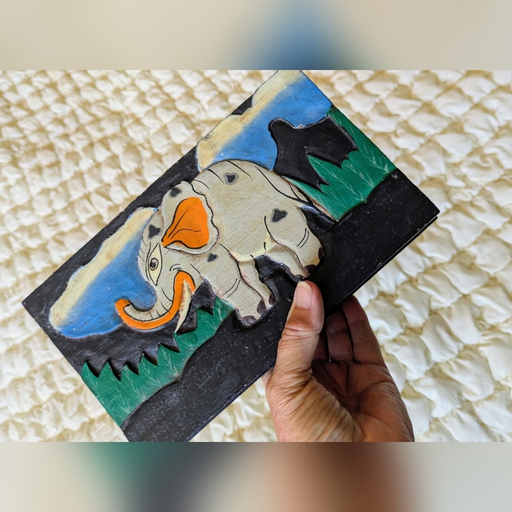 VTG Hand Carved Painted Wood Jewelry Trinket Box Elephant Design Thailand